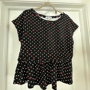 Minnie Mouse top.